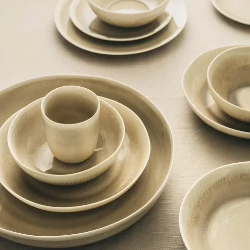DYP TALLERKEN 23 CM LATTE